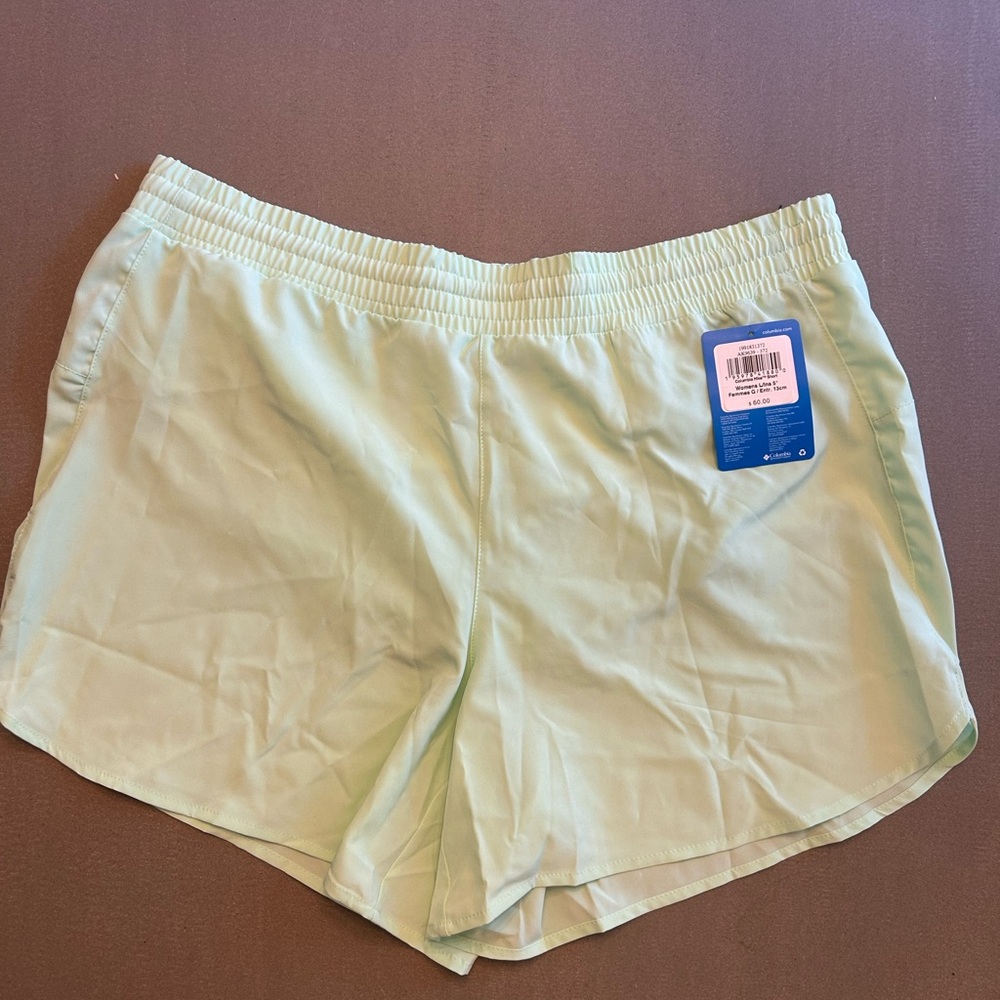 Columbia Women’s Green Omni-Wick Shorts